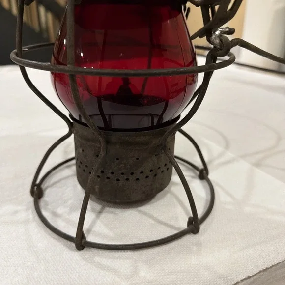 1920s HANDLAN St. Louis RAILROAD Gas Company RED Lens Lantern - Picture 5 of 11